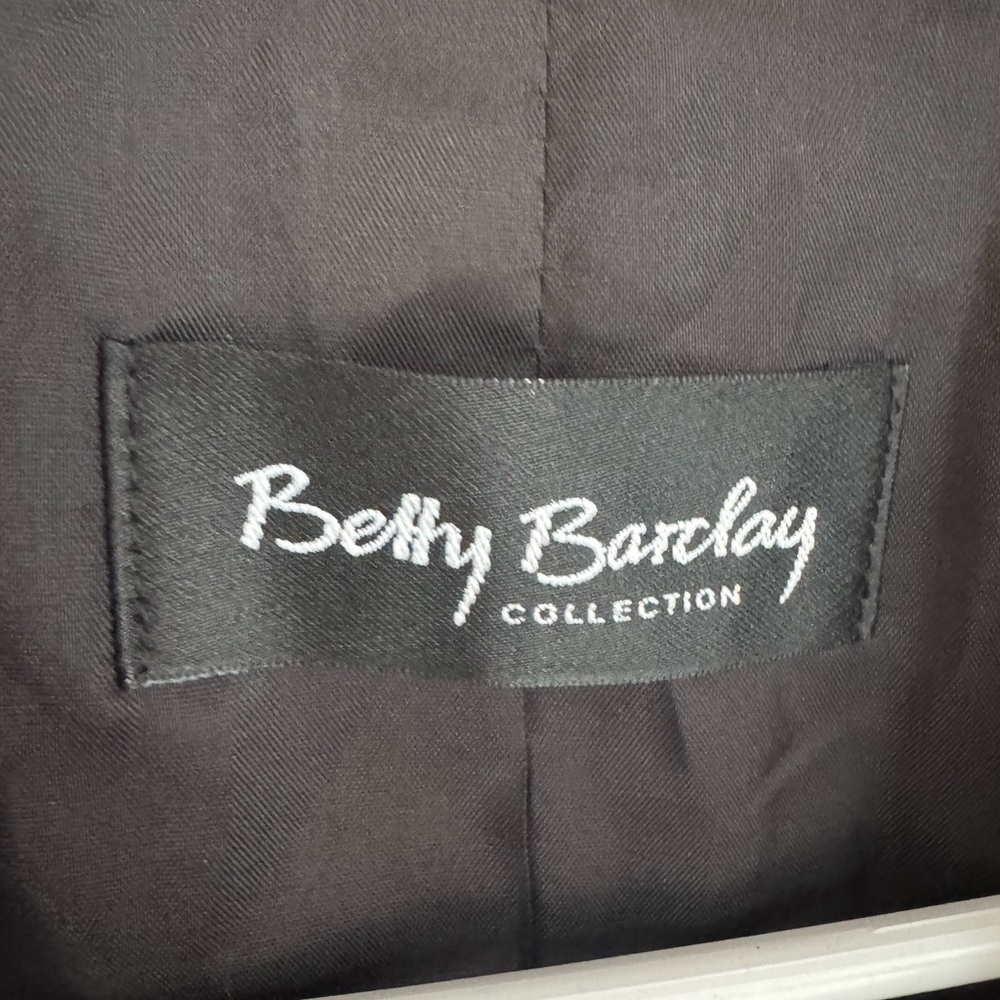 Betty Barclay Collection Women's Jacket Size 4 - Picture 3 of 7